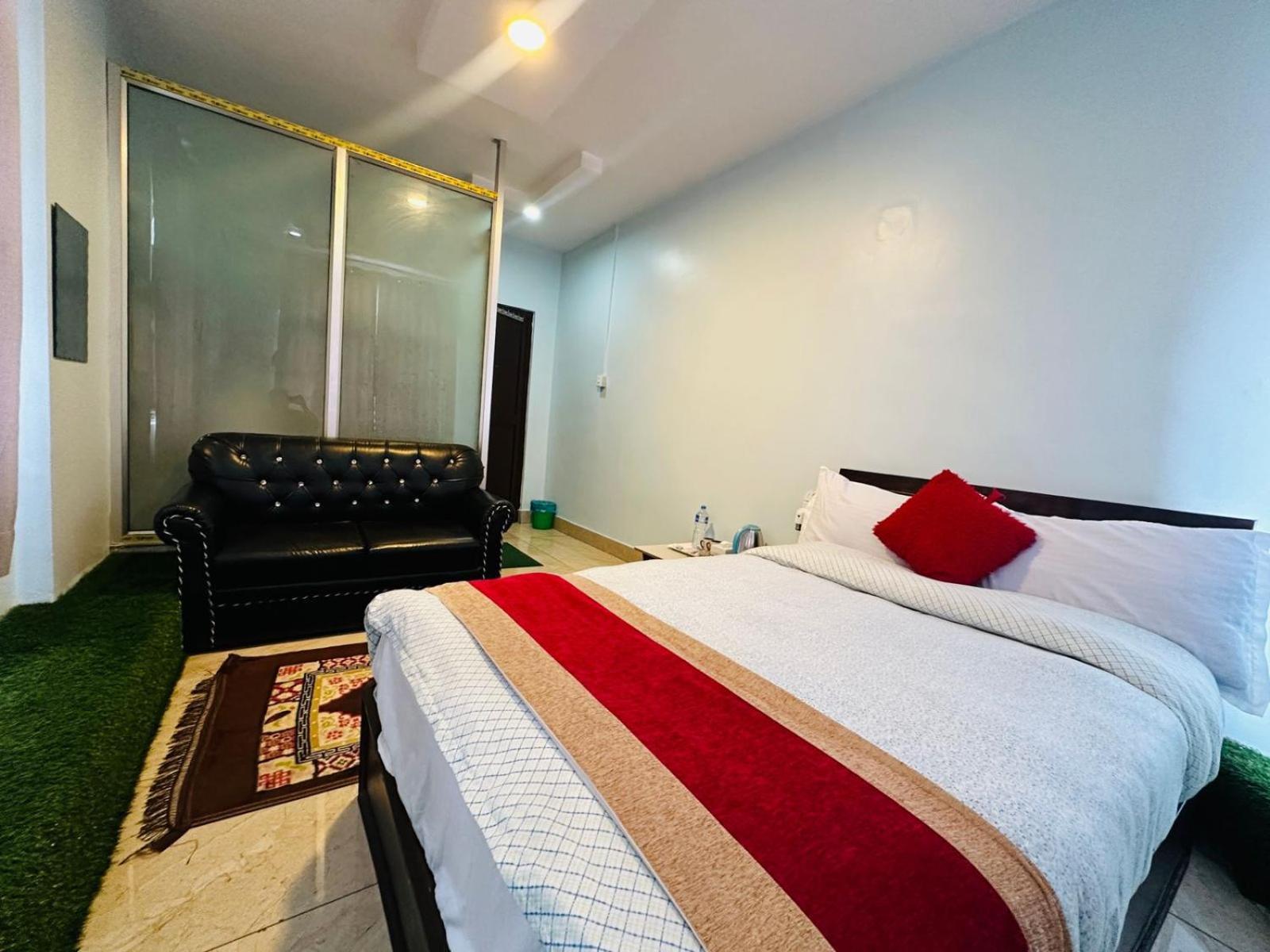 Hotel Delta Inn Катманду Экстерьер фото